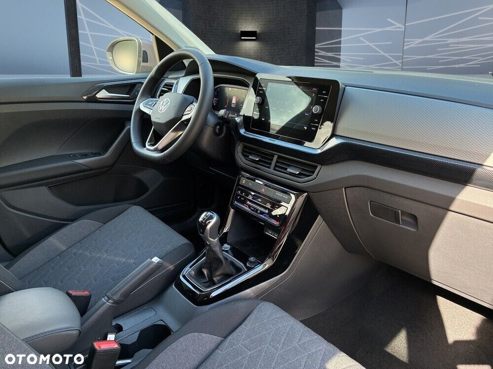 Volkswagen T-Cross - 26