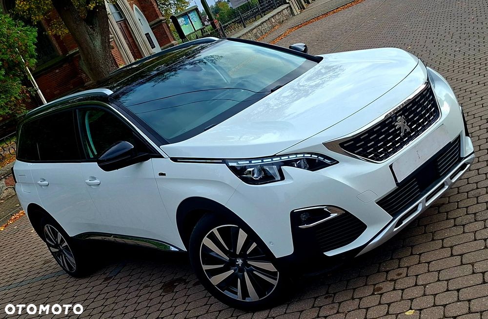 Peugeot 5008 2020 photo 2