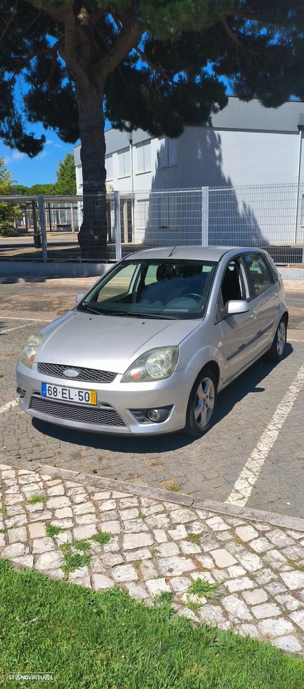Ford Fiesta 1.4 TDCI Zetec - 1