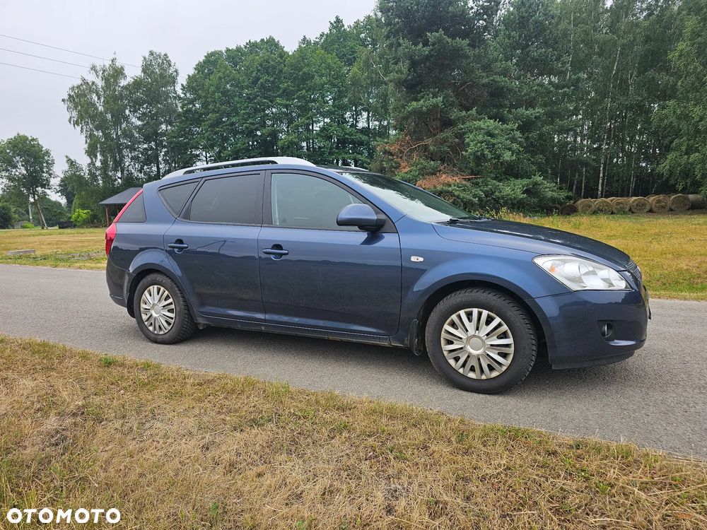 Kia Ceed - 19