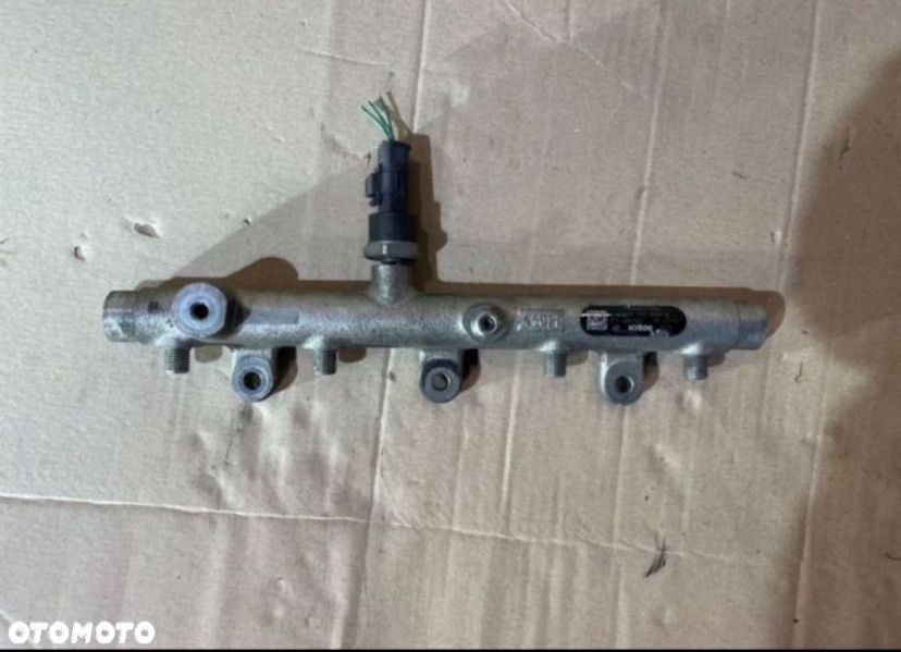 0445214019 Listwa wtryskowa peugeot citroen