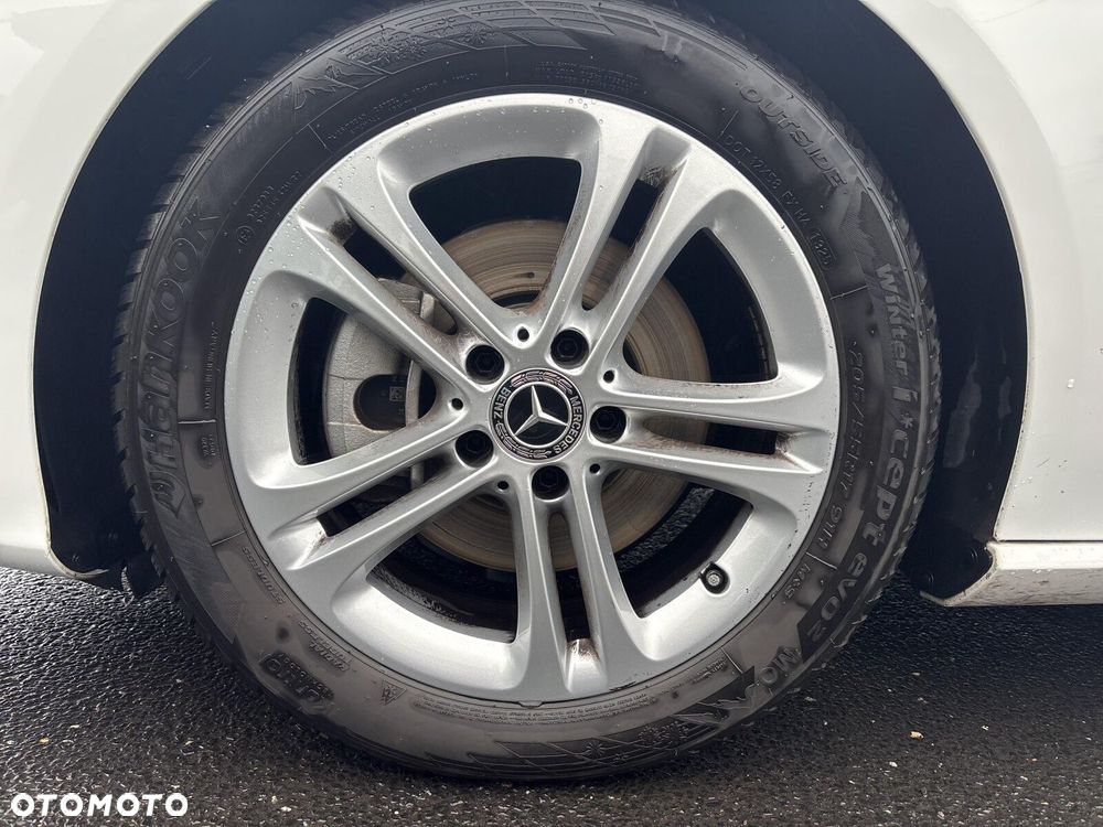 Mercedes-Benz CLA - 9