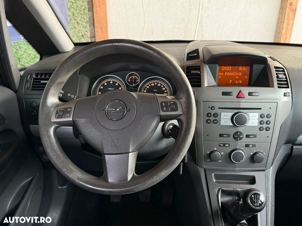 Opel Zafira 1.8 Family - 10