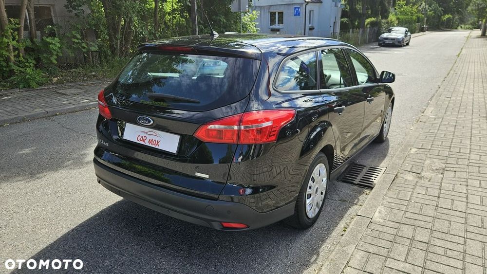 Ford Focus - 8