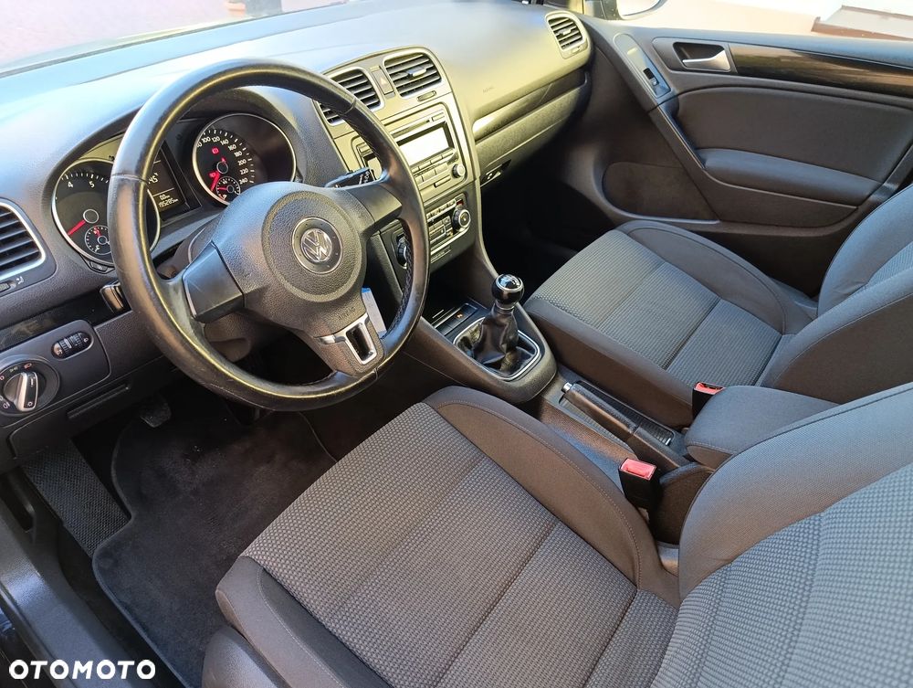 Volkswagen Golf - 5