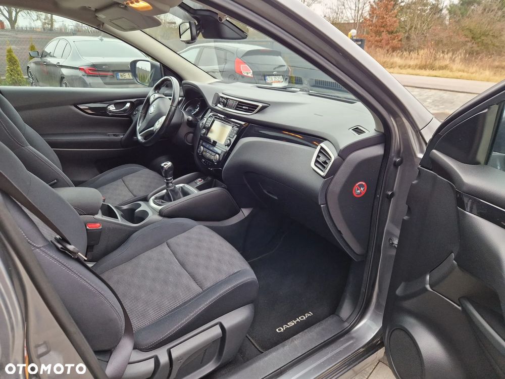 Nissan Qashqai 1.2 DIG-T Visia EU6 - 11