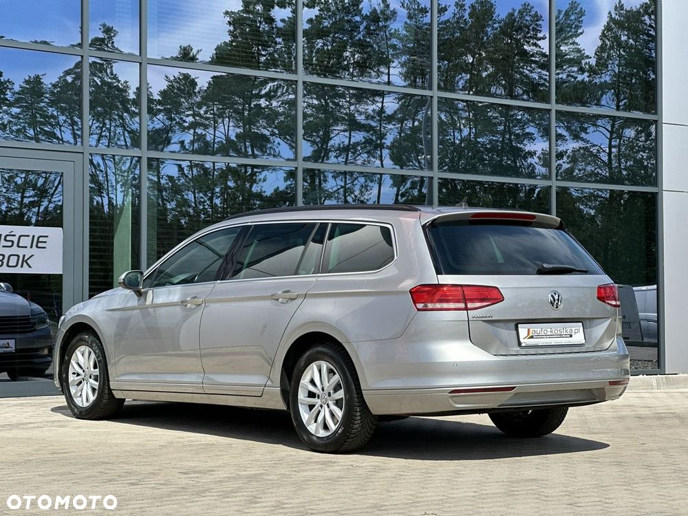 Volkswagen Passat Variant 2.0 TDI (BlueMotion Technology) Comfortline - 8