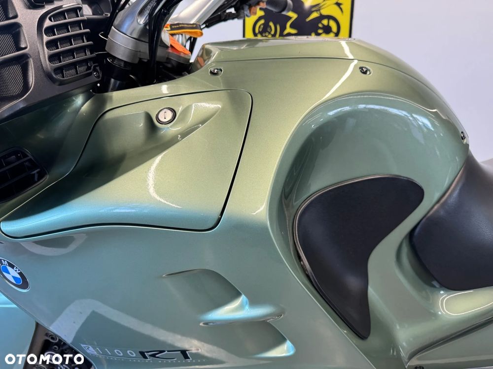 BMW R - 22