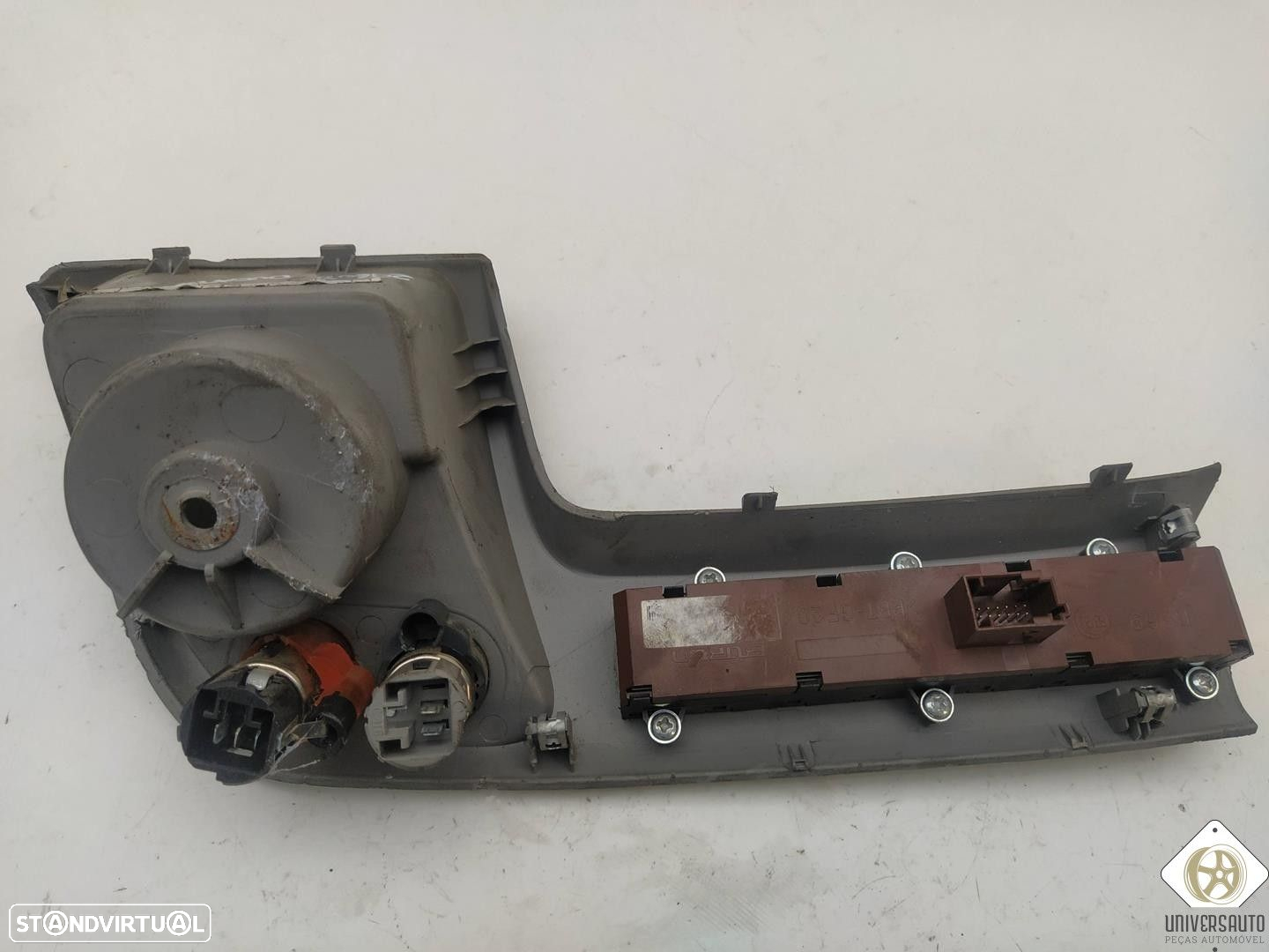 BOTÃO DE EMERGÊNCIA FIAT DUCATO FURGÃO - 4