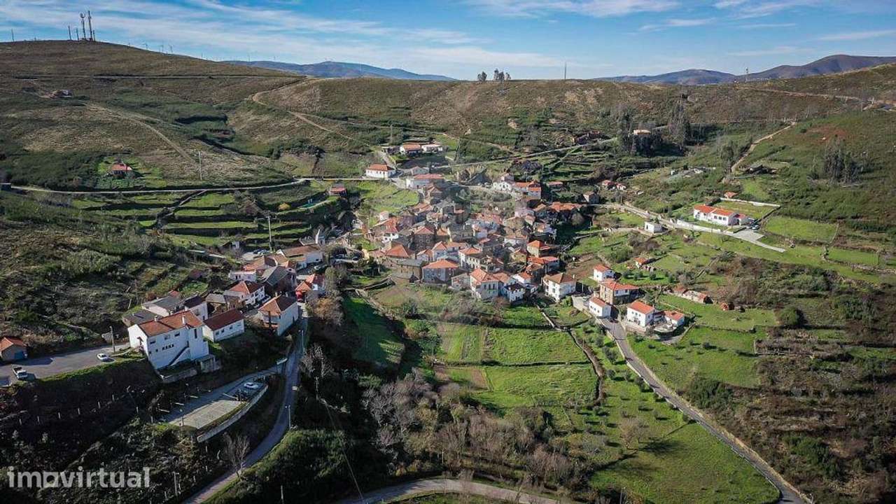 Terreno  para venda - Grande imagem: 2/4