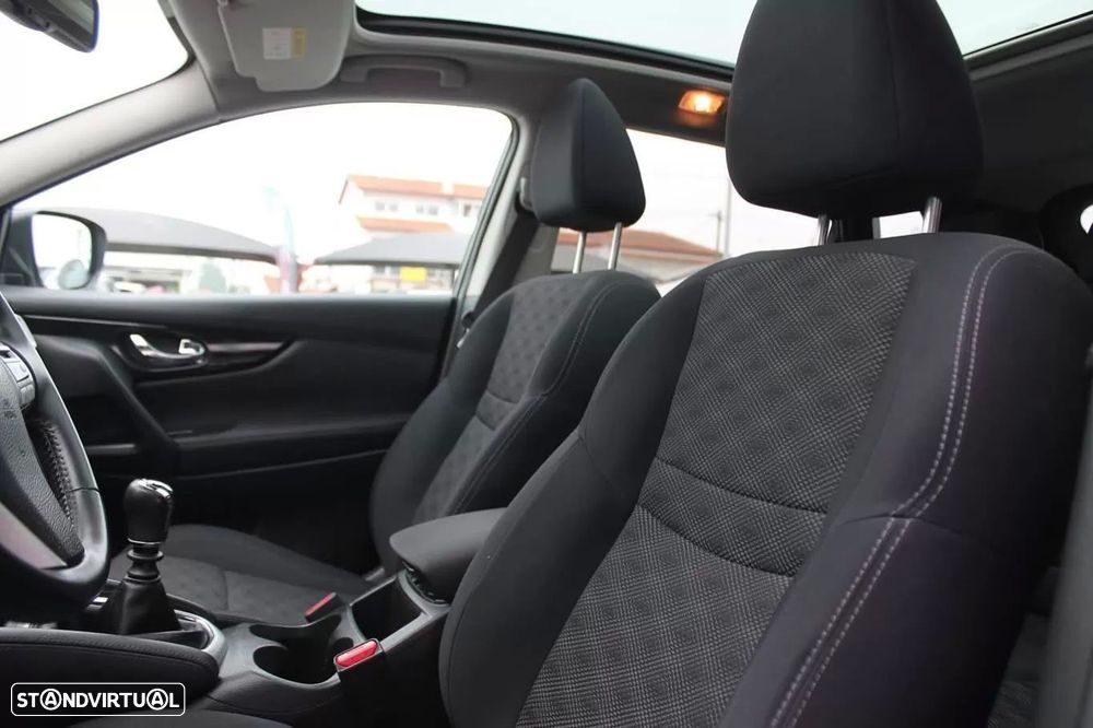 Nissan Qashqai 1.5 dCi N-Connecta - 15