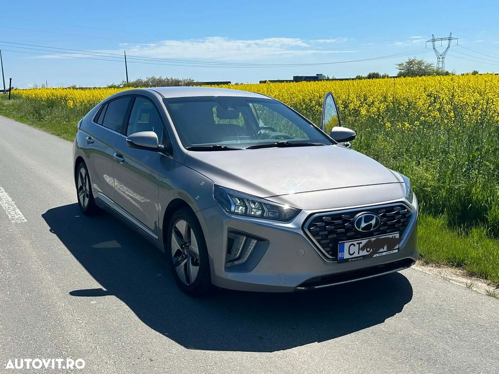 Hyundai IONIQ - 5