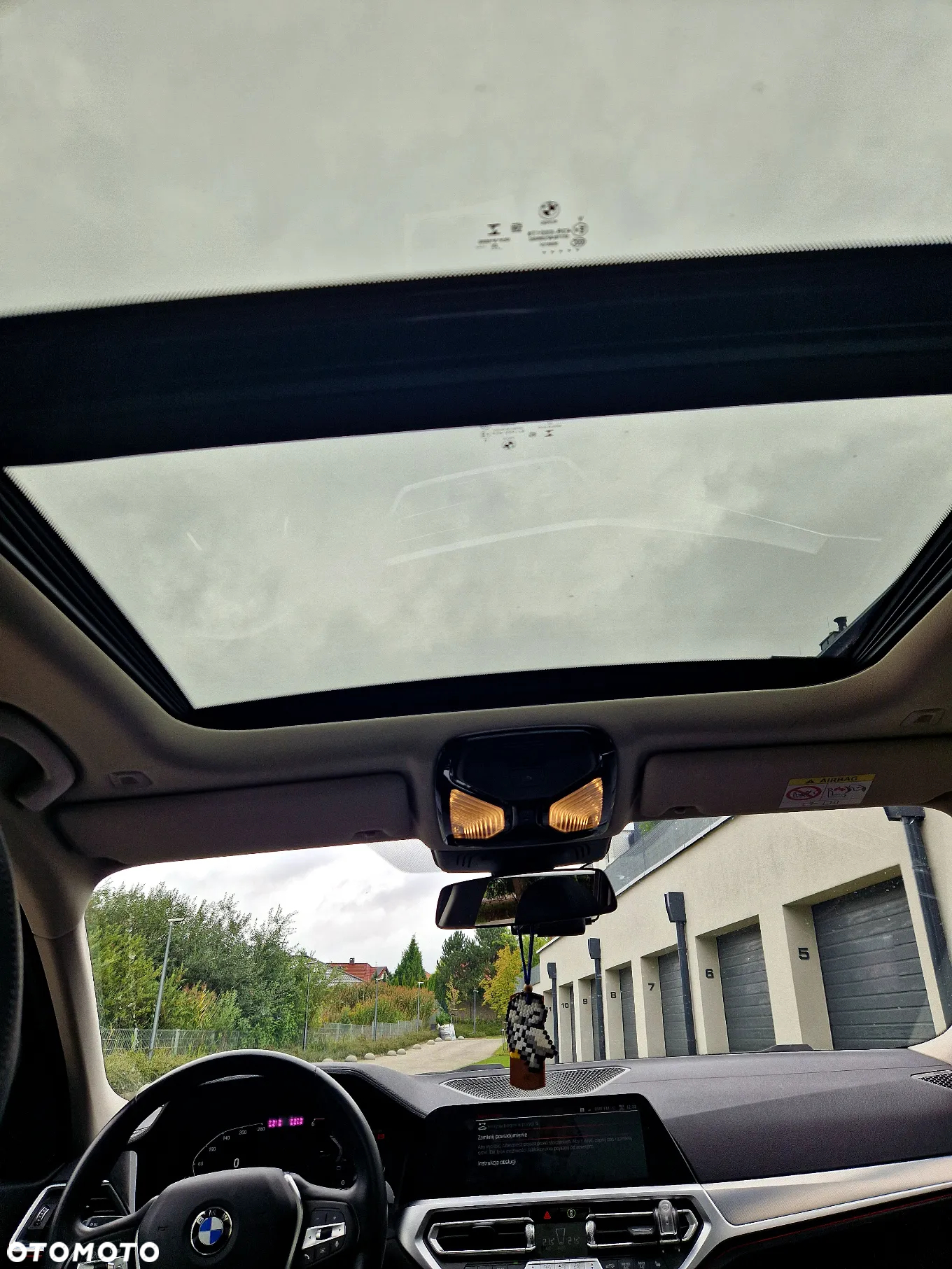 BMW Seria 3 320d xDrive Luxury Line sport - 24