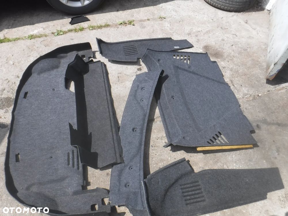 Audi TT 8J cabrio tapicerka dywan wykladzina oslona bagaznika pasa  8J7863986 8J7863985A