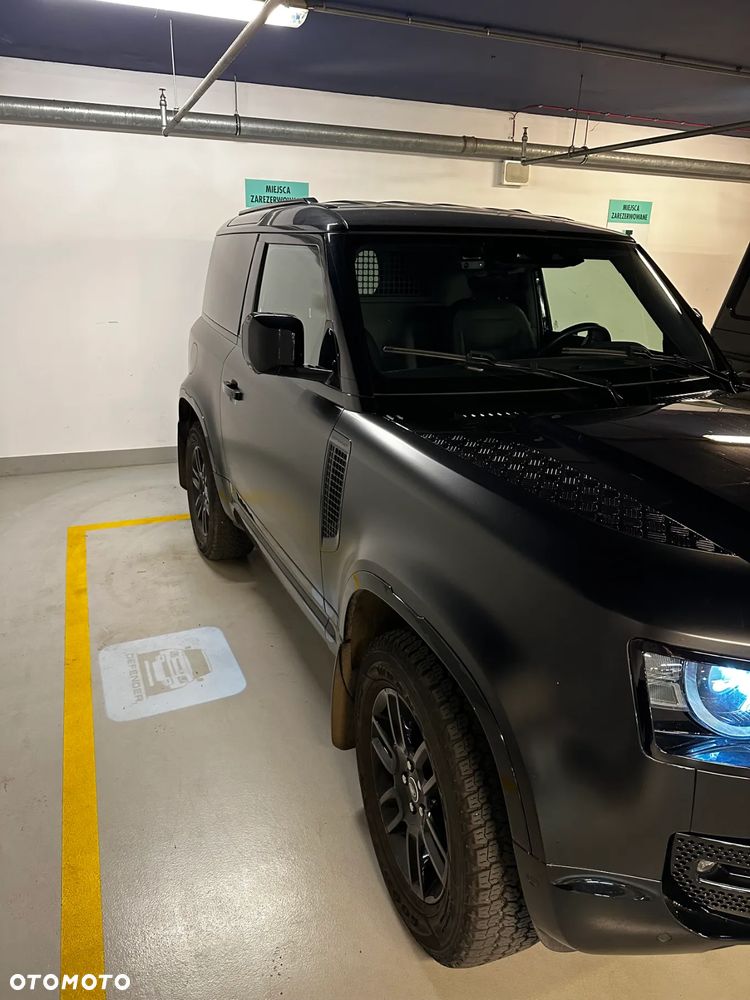 Land Rover Defender - 5