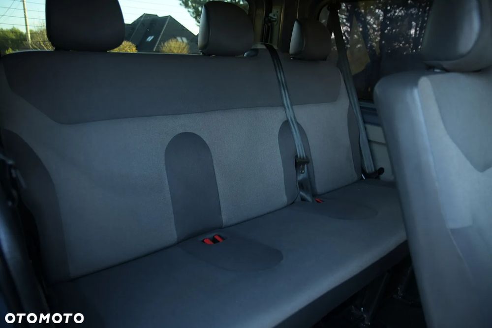 Renault Trafic - 17