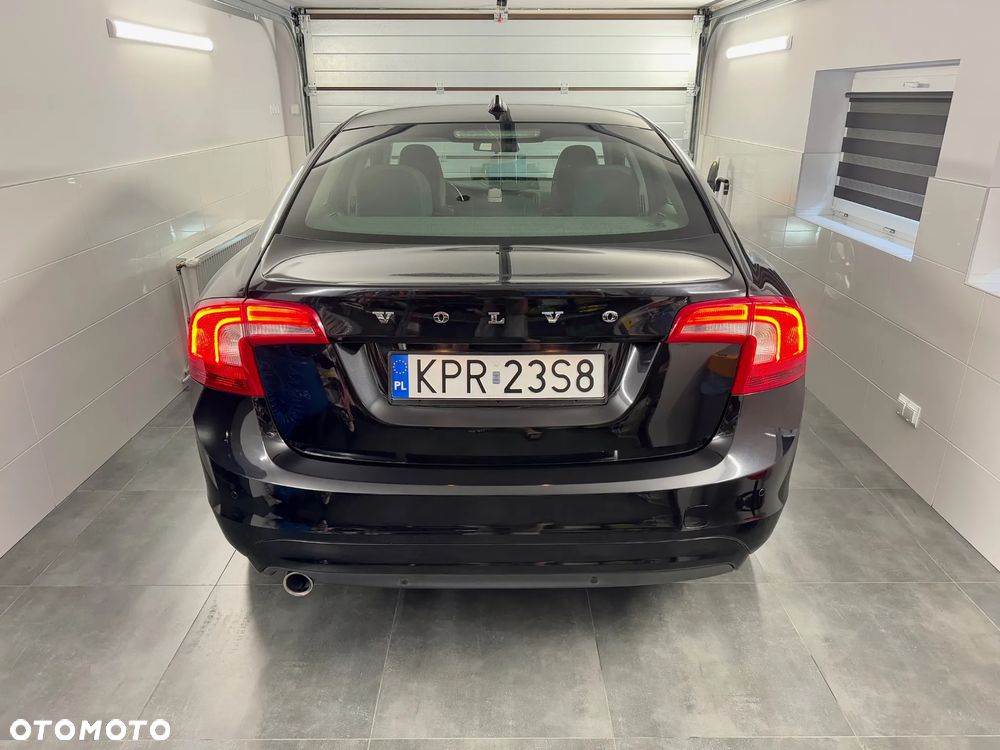 Volvo S60 D3 Geartronic Kinetic - 9
