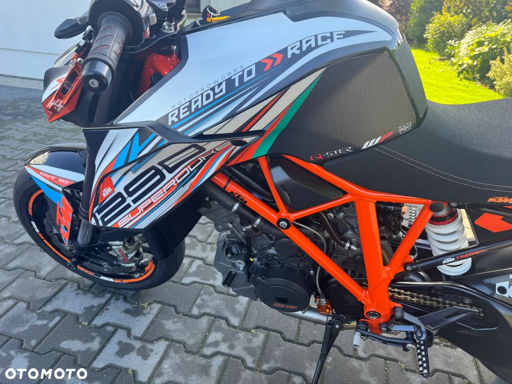 KTM Super Duke - 18