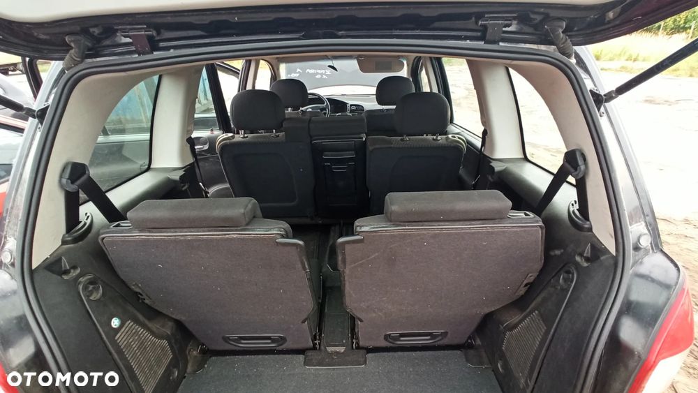 OPEL ZAFIRA A 1.6 BENZYNA - 9