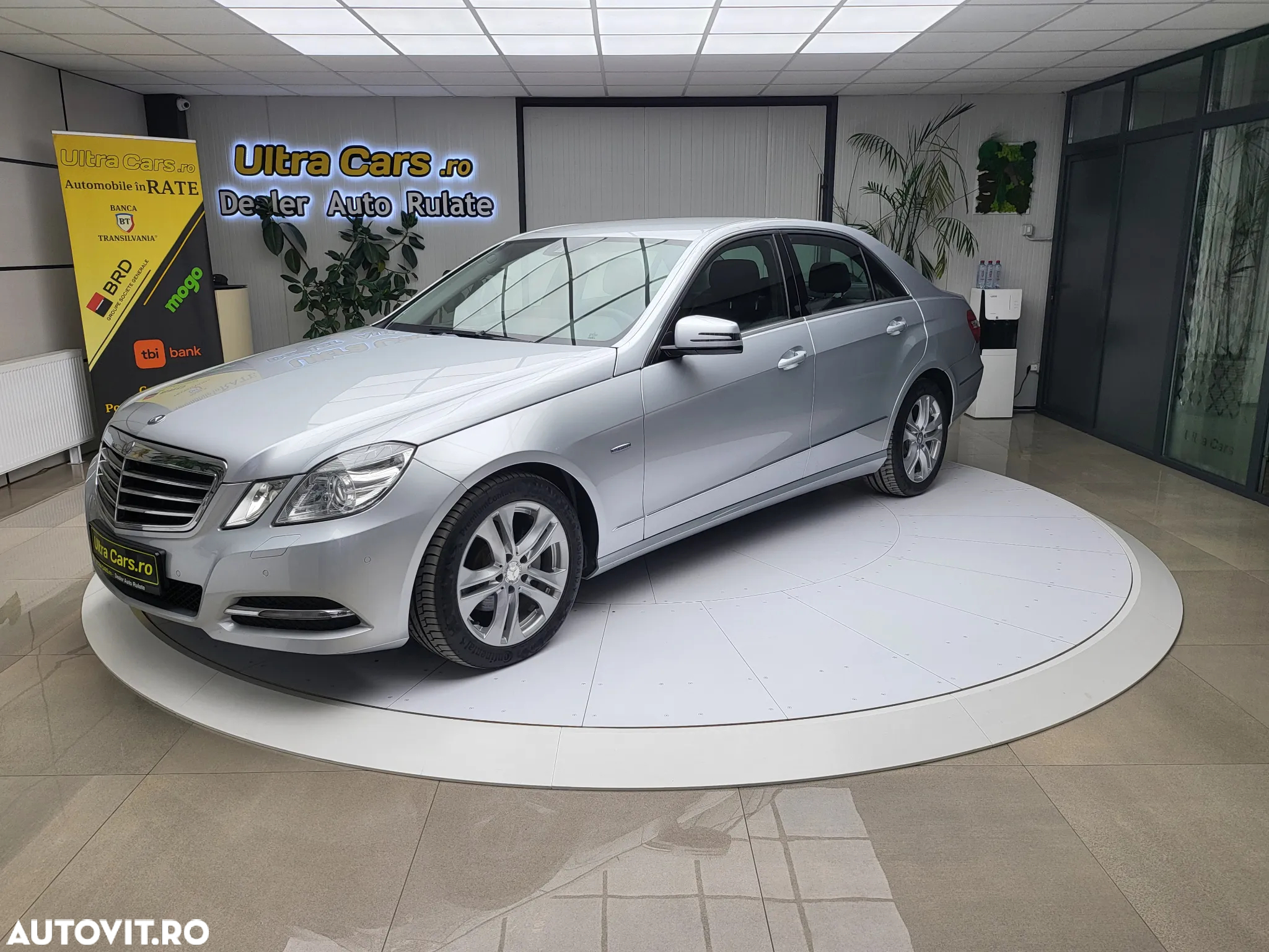 Mercedes-Benz E 200 CDI DPF BlueEFFICIENCY 7G-TRONIC Avantgarde - 2