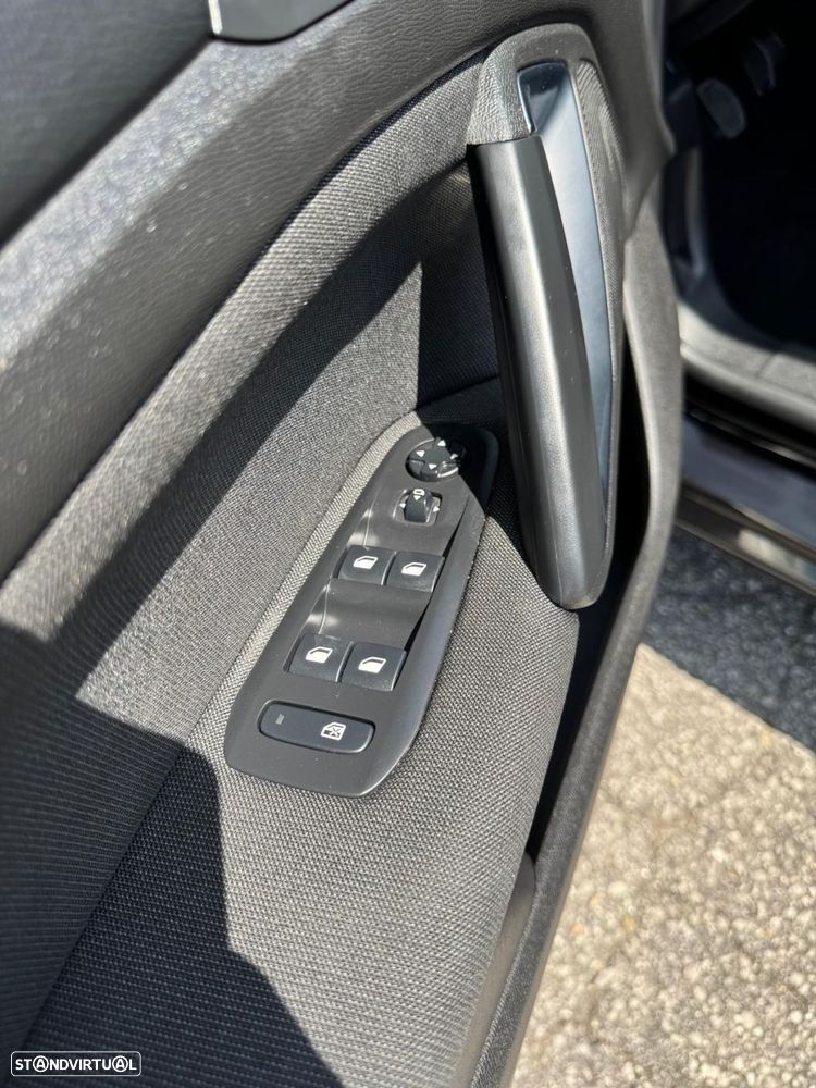 Peugeot 308 SW 1.5 BlueHDi Allure - 17