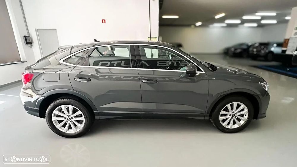 Audi Q3 Sportback - 15