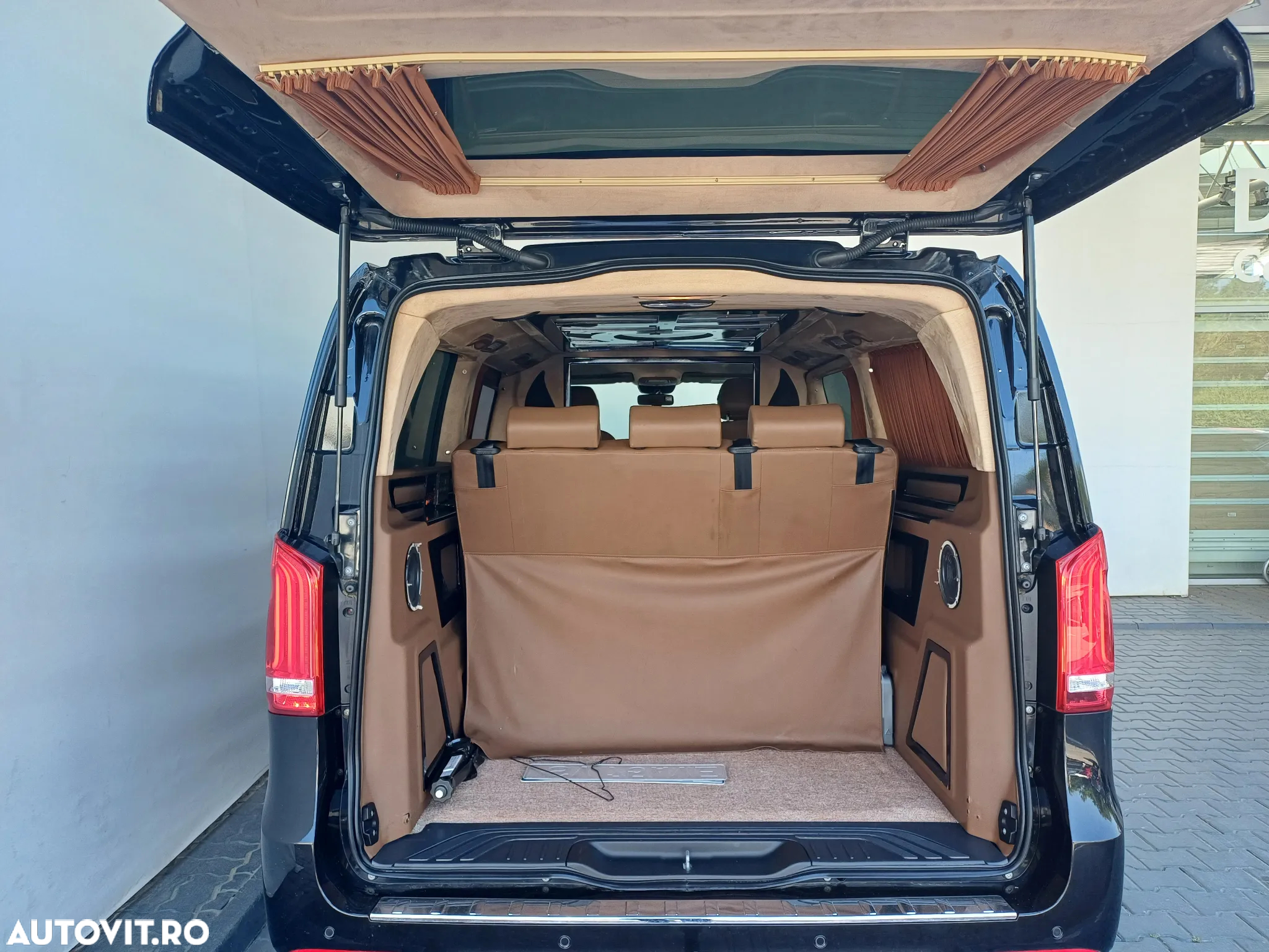 Mercedes-Benz Vito - 26