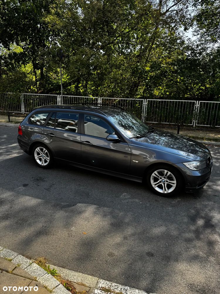 BMW Seria 3 320d - 6