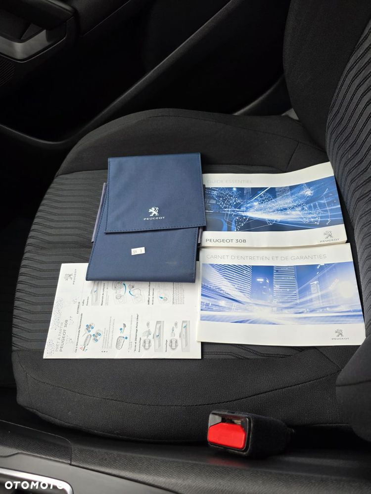 Peugeot 308 1.5 BlueHDi Business Line S&S - 26