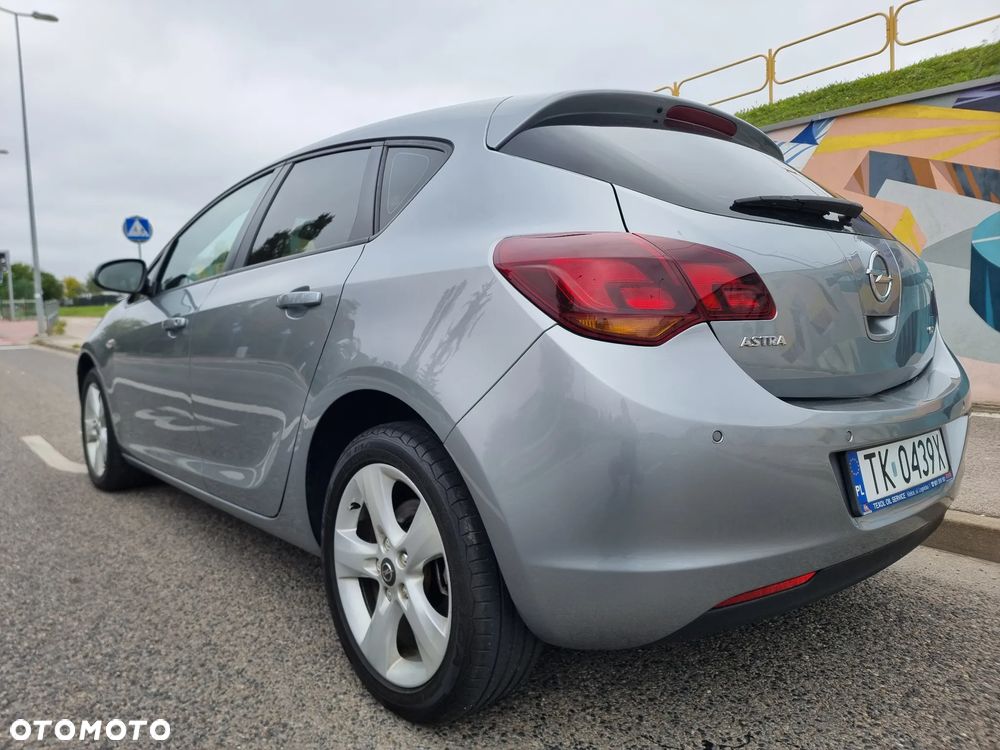 Opel Astra - 22