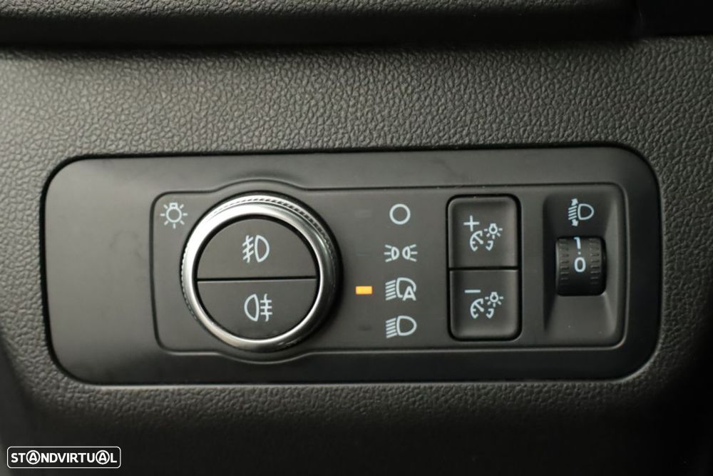 Ford Kuga 1.5 EcoBoost ST-Line X - 19