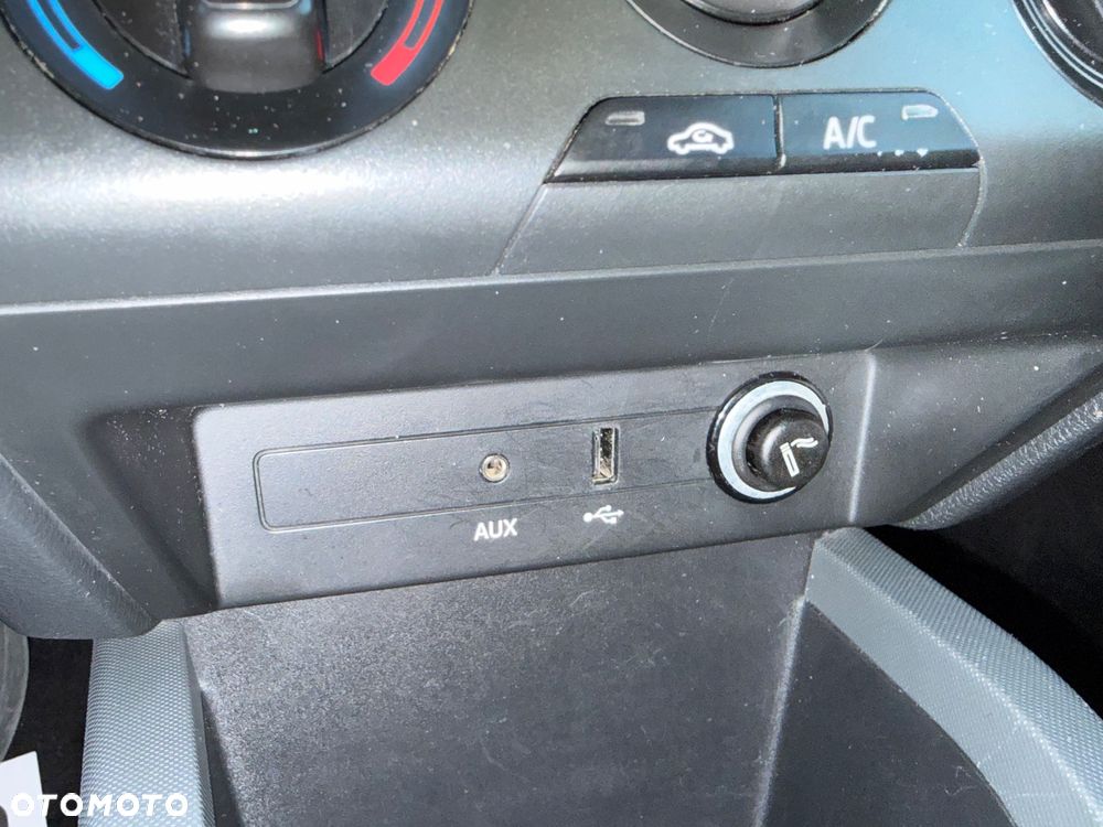 Skoda Fabia 1.0 MPI Soleil - 26