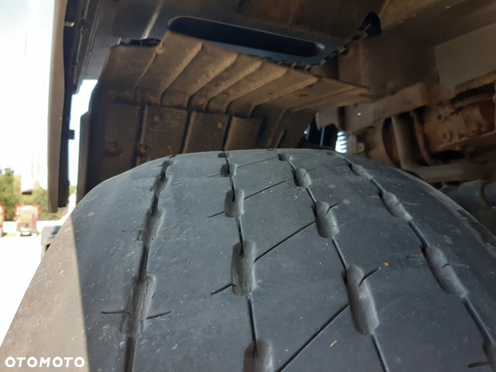 Iveco AS440ST/P - 9