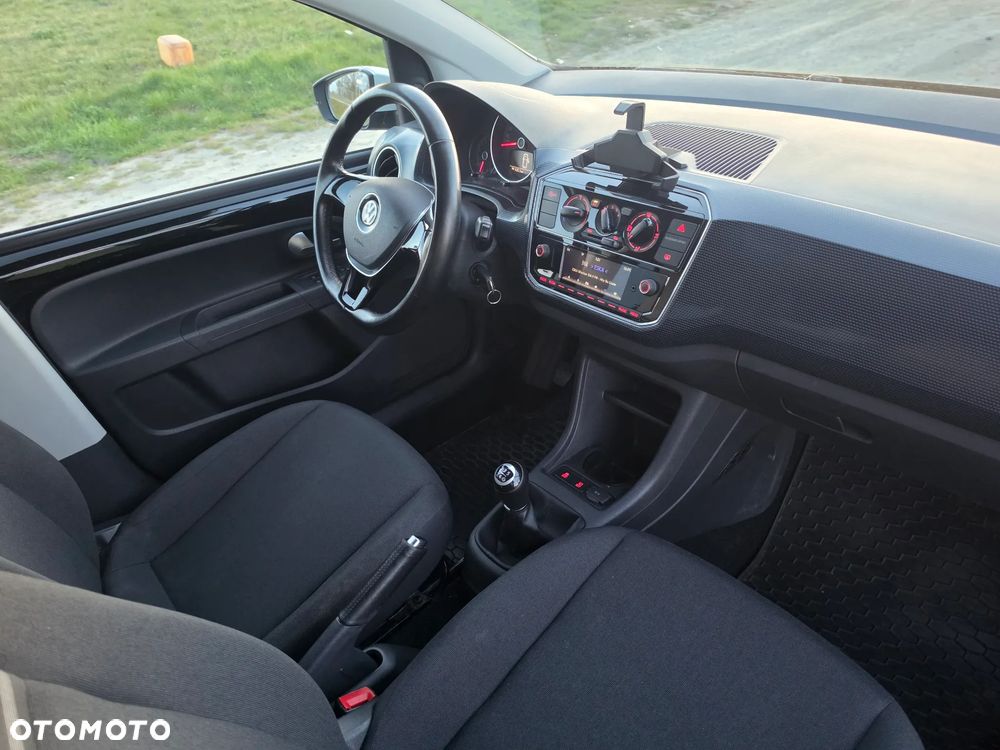 Volkswagen up! (BlueMotion Technology) high - 21