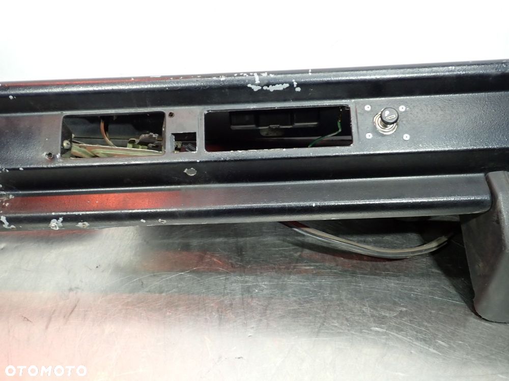 DESKA ROZDZIELCZA VOLKSWAGEN T3 - 3