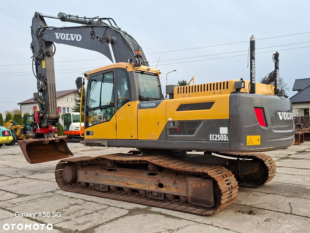 Używany Volvo EC250DL ROTOTILT ze szczypcami / Niwelacja / 2012 - 205 ...