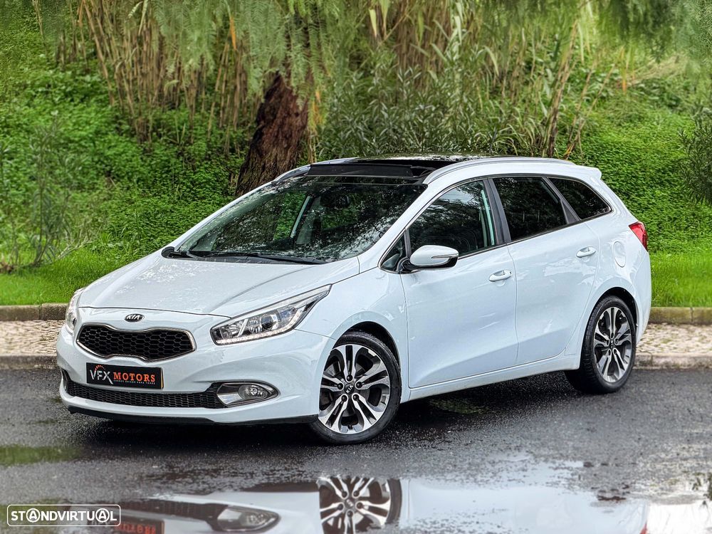 Kia Ceed SW 1.6 CRDi 128 ISG Dream Team Edition - 1