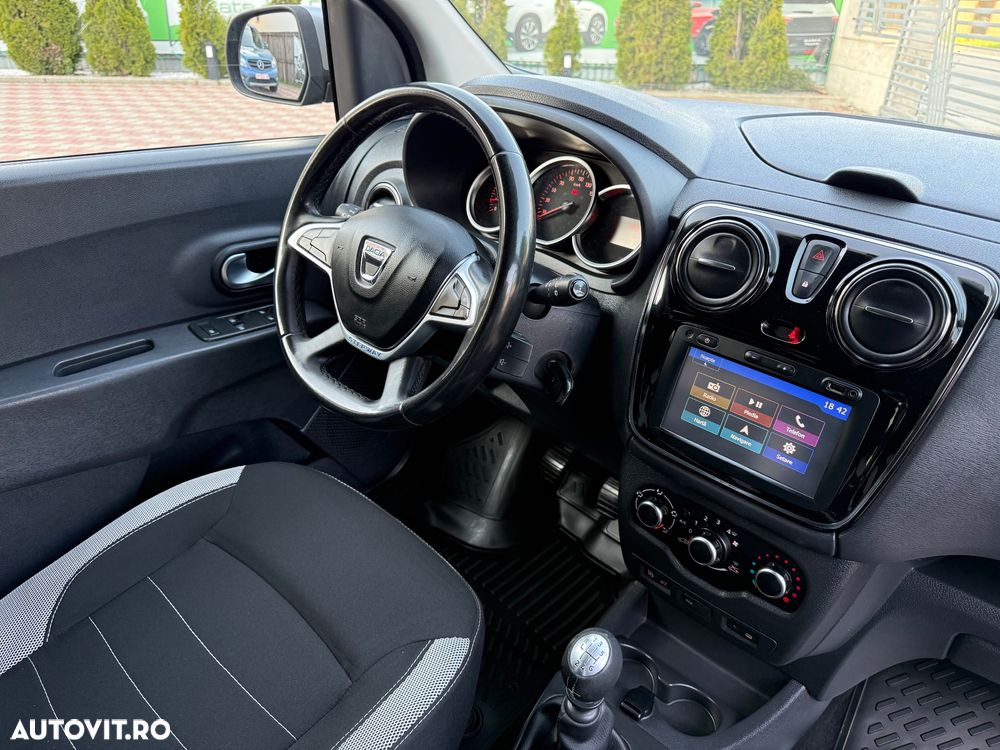 Dacia Lodgy 1.5 dCi Stepway - 12