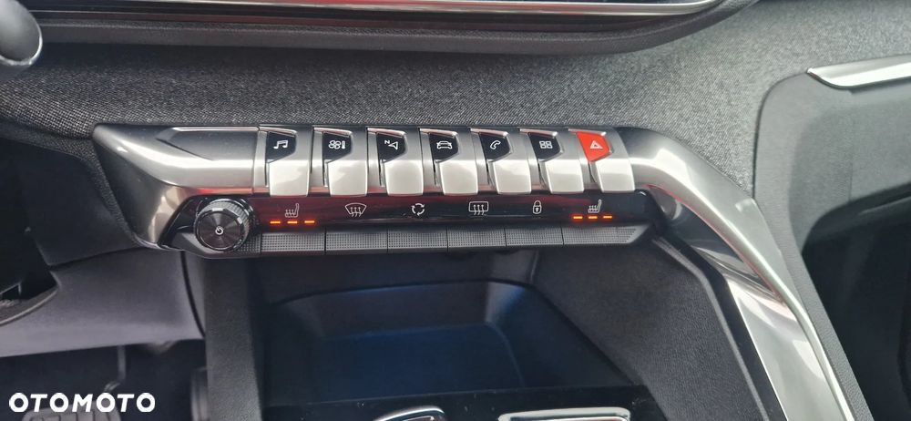 Peugeot 3008 1.5 BlueHDi Active Pack S&S EAT8 - 20