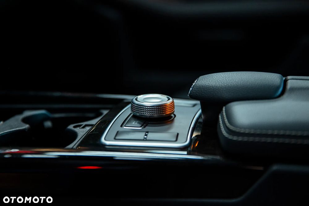 Mercedes-Benz Klasa E 500 Avantgarde - 19