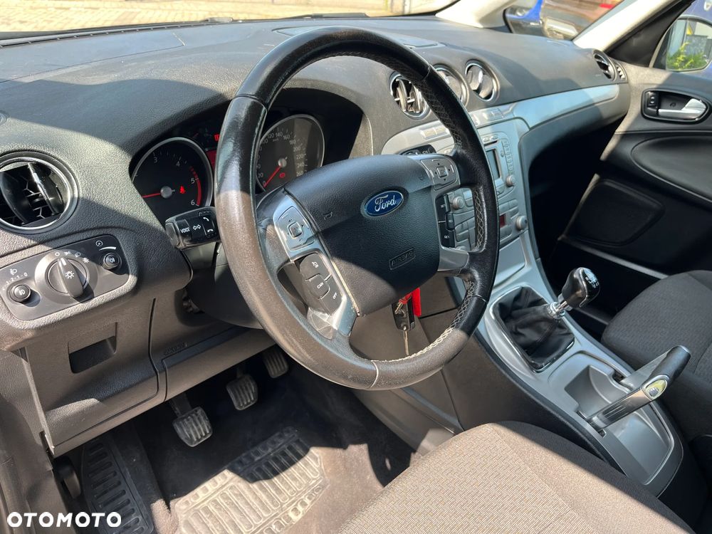 Ford Galaxy 1.8 TDCi Titanium - 14