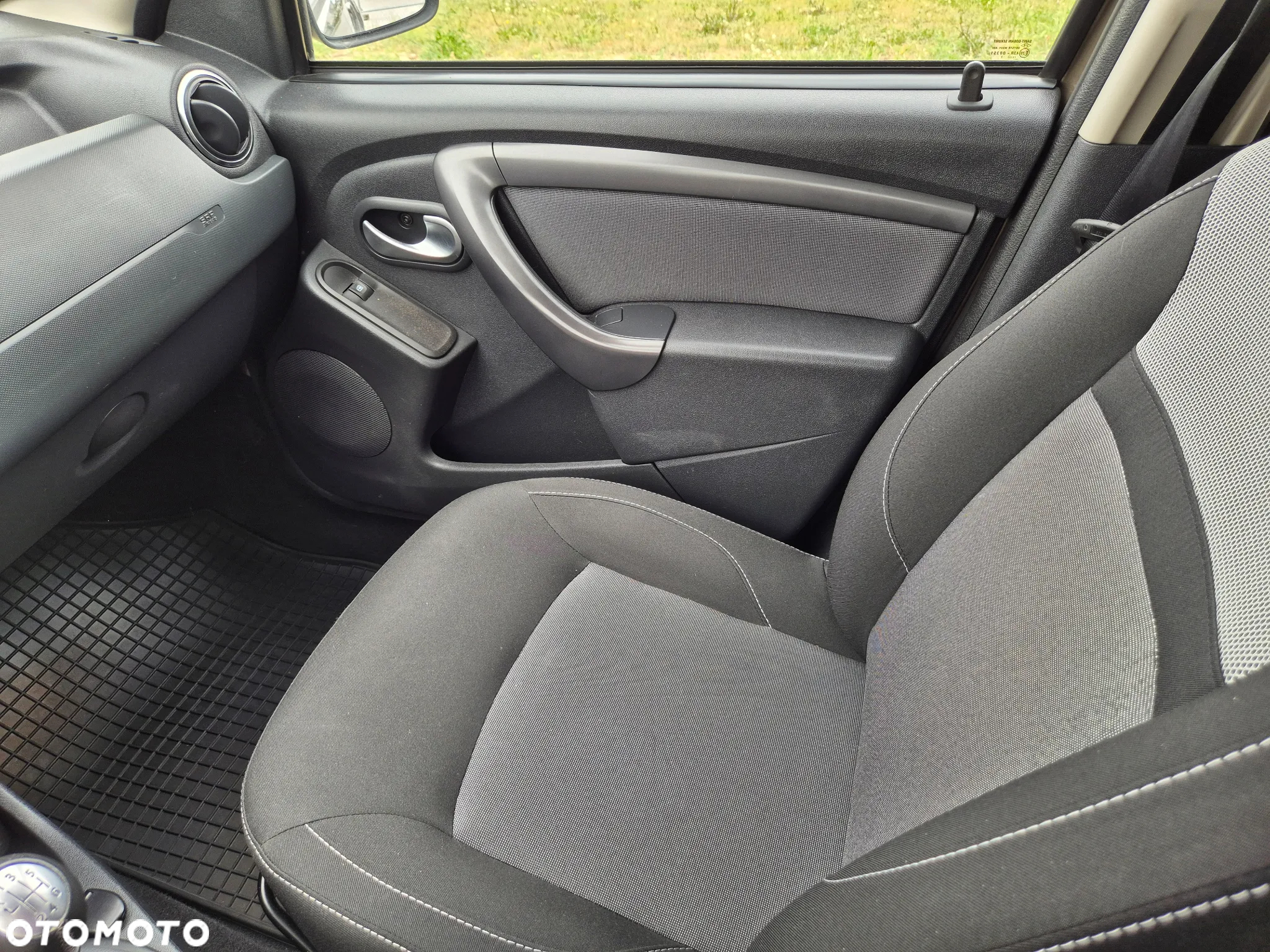 Dacia Duster 1.2 TCe Comfort 4WD - 38