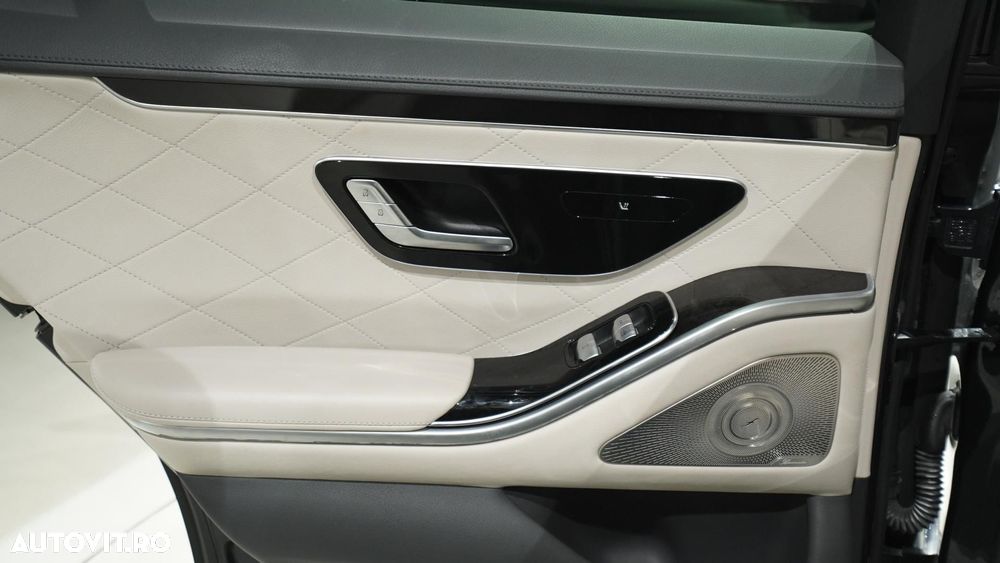 Mercedes-Benz S 350 d 4MATIC Aut - 32