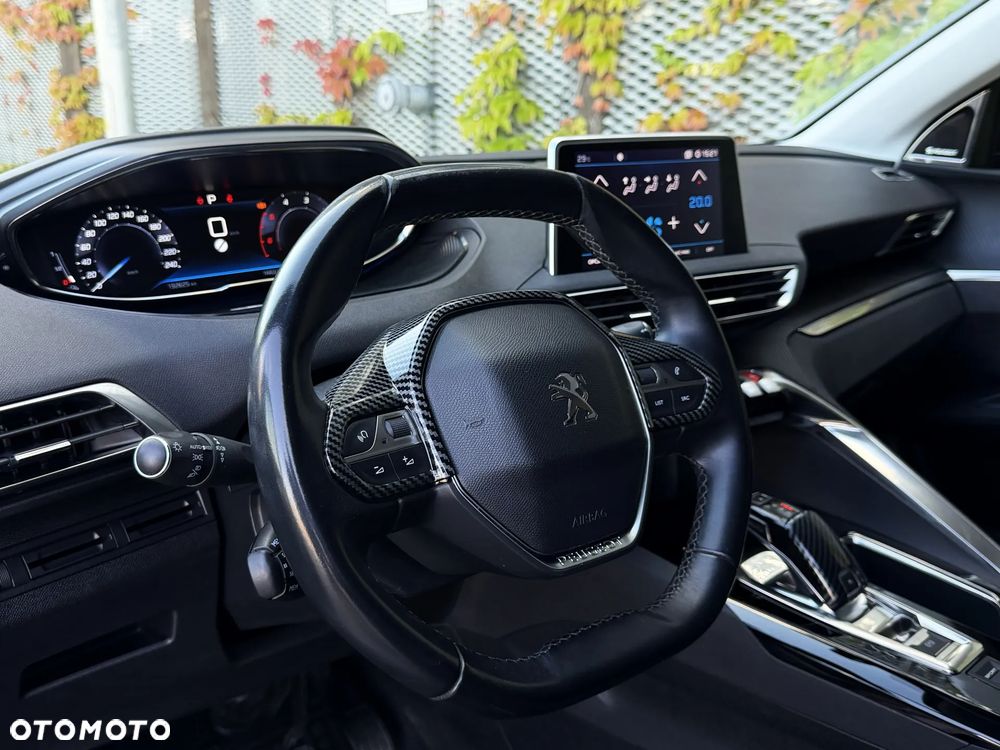 Peugeot 3008 1.5 BlueHDi Allure S&S EAT8 - 12