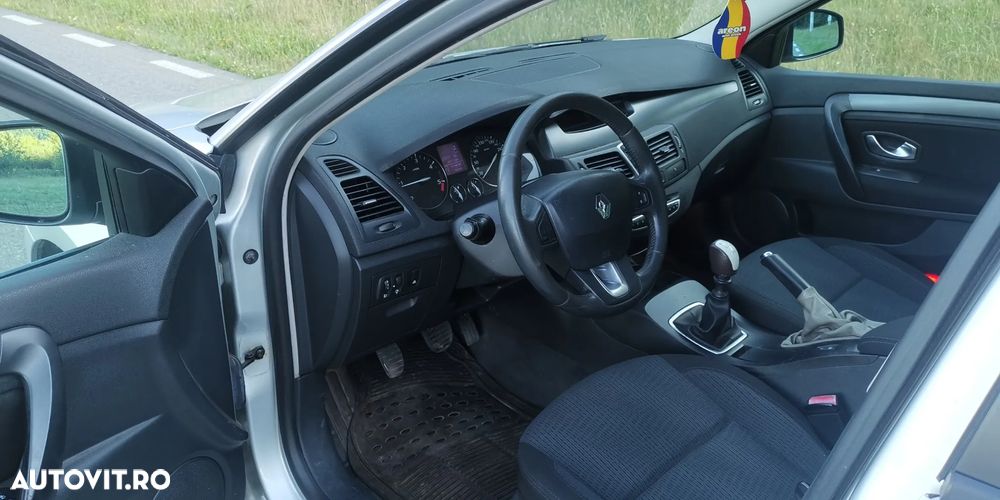 Renault Laguna - 16