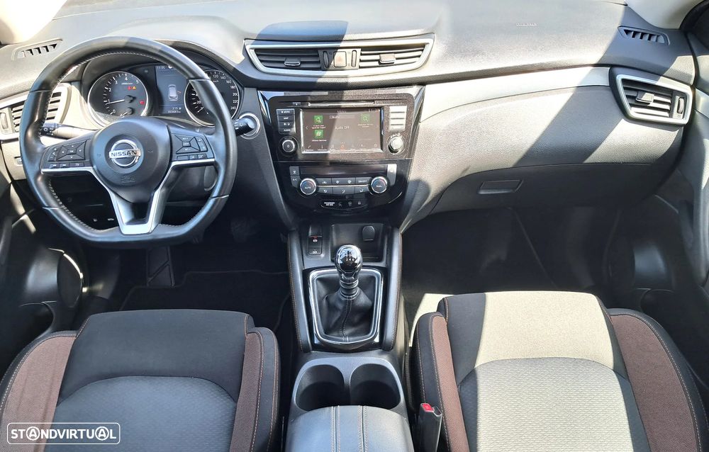 Nissan Qashqai 1.3 DIG-T N-Motion - 17