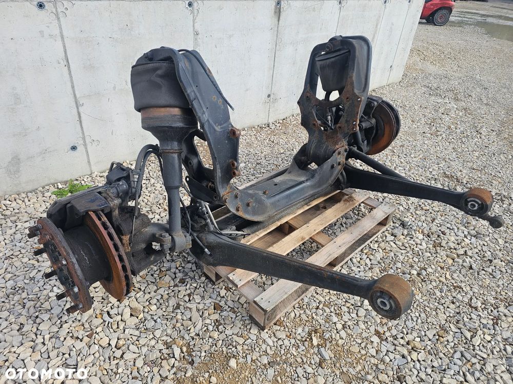 KOMPLETNE PRZEDNIE ZAWIESZENIE PODUSZKA MAN TGX TGS - 2