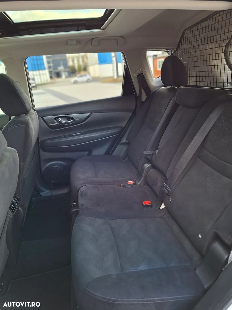 Nissan X-Trail 2.0 dCi Xtronic N-Vision - 33