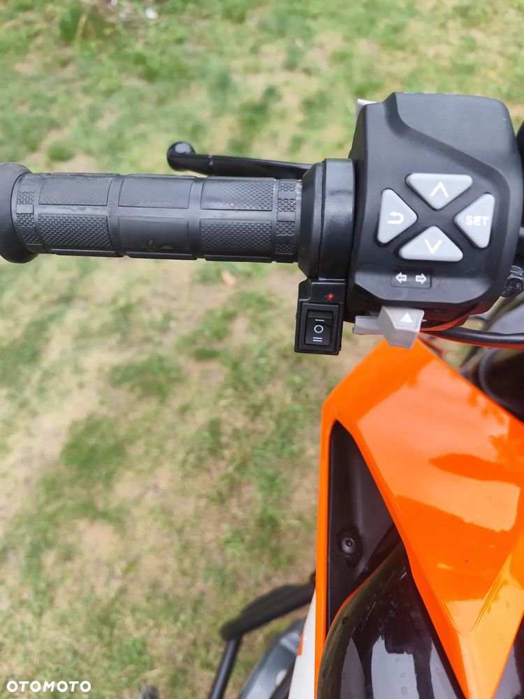 KTM Duke 125 - 5