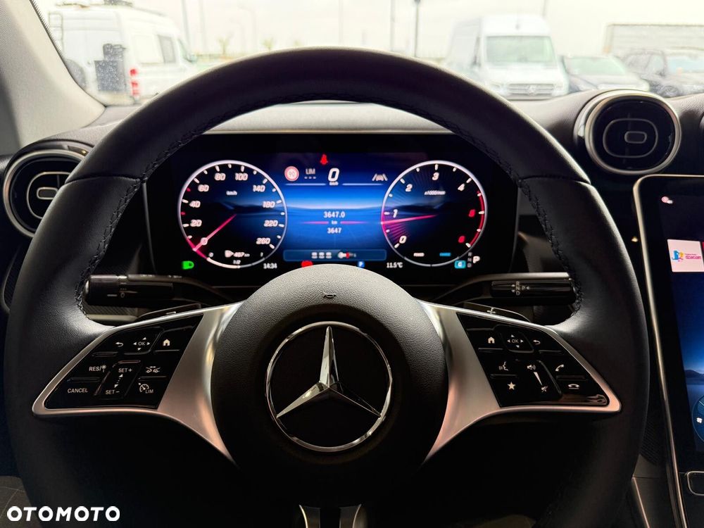 Mercedes-Benz GLC - 9